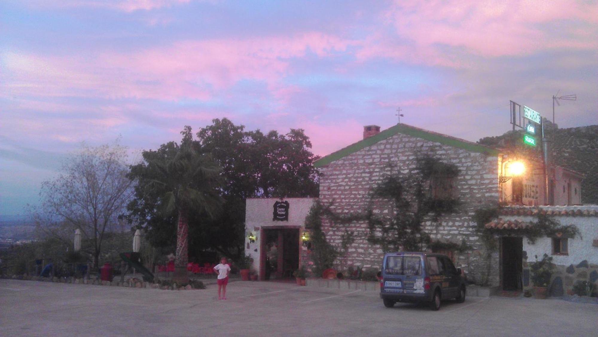 Alojamiento Rural La Caseria De Piedra Restaurante Jaén Kültér fotó